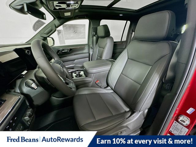 New 2026 Chevrolet Suburban Z71 w/ Comfort Package image 13