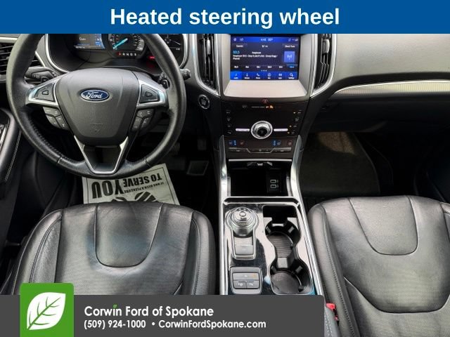 Used 2020 Ford Edge Titanium w/ Equipment Group 301A AWD/4WD image 3