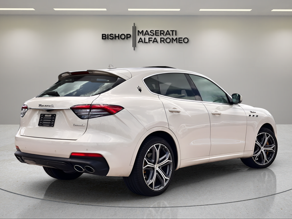 Used 2022 Maserati Levante Modena AWD/4WD image 6
