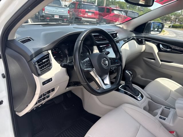 Used 2019 Nissan Rogue Sport SL w/ Premium Package AWD/4WD image 14