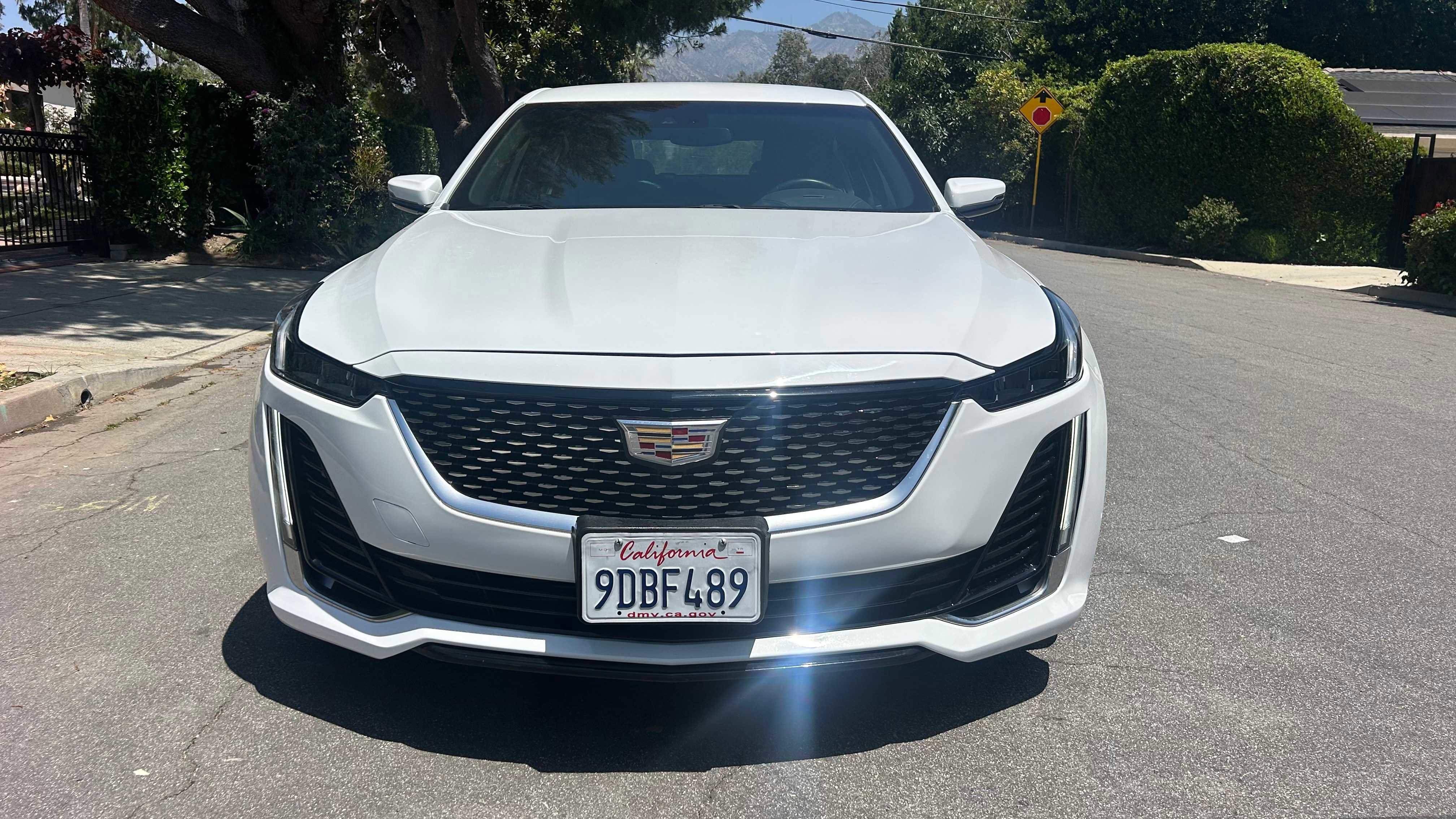 Used 2022 Cadillac CT5 Luxury RWD image 2
