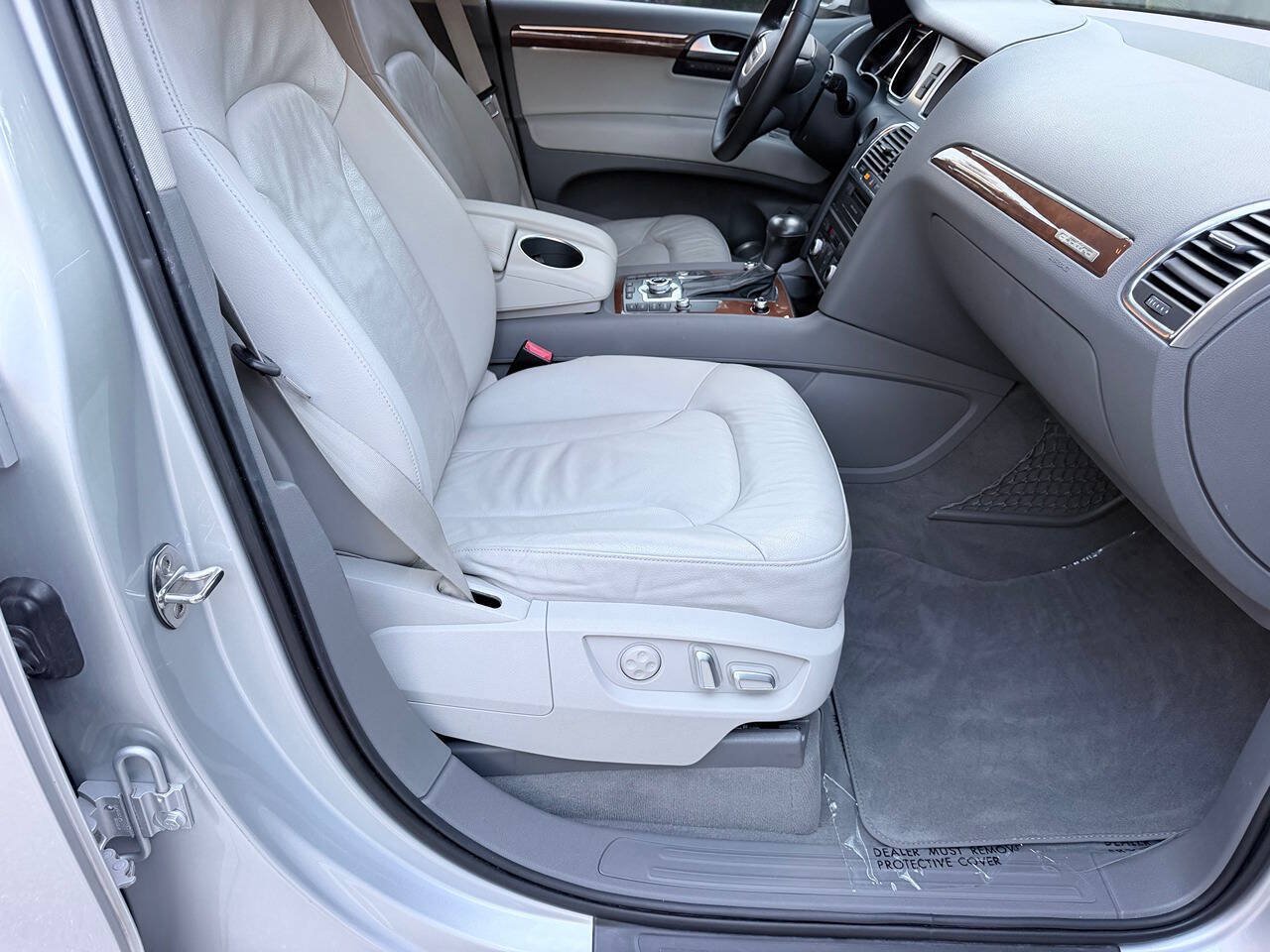 Used 2014 Audi Q7 TDI Premium Plus w/ Premium Plus Package AWD/4WD image 19