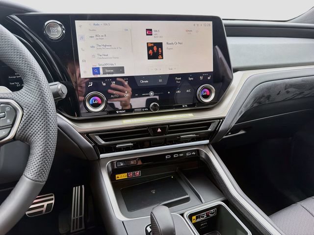 New 2026 Lexus TX 350 AWD image 30