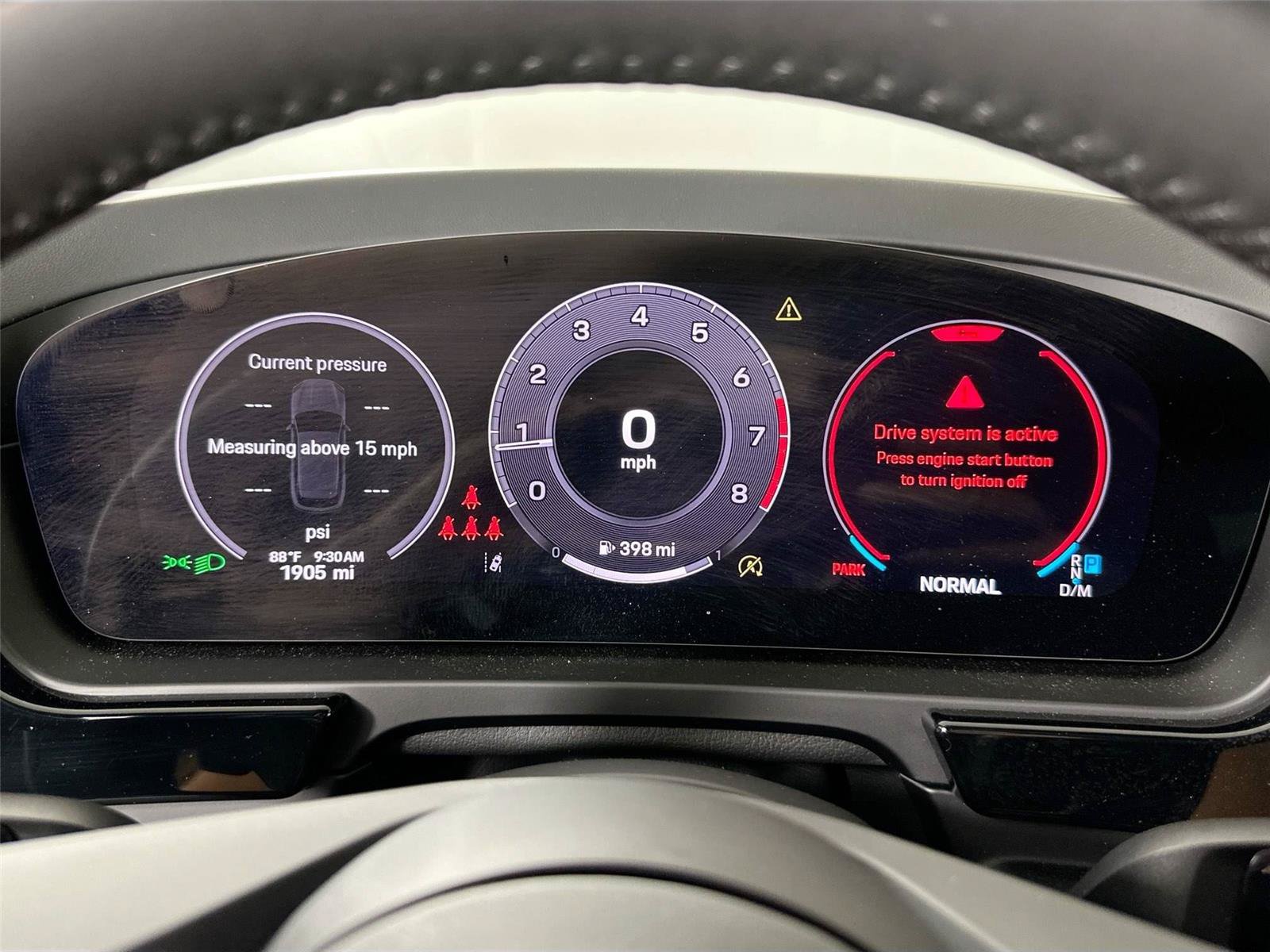Certified 2025 Porsche Cayenne AWD/4WD image 19