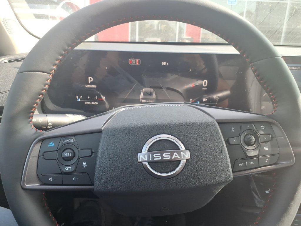 New 2026 Nissan Sentra SR w/ SR Premium Package FWD image 11