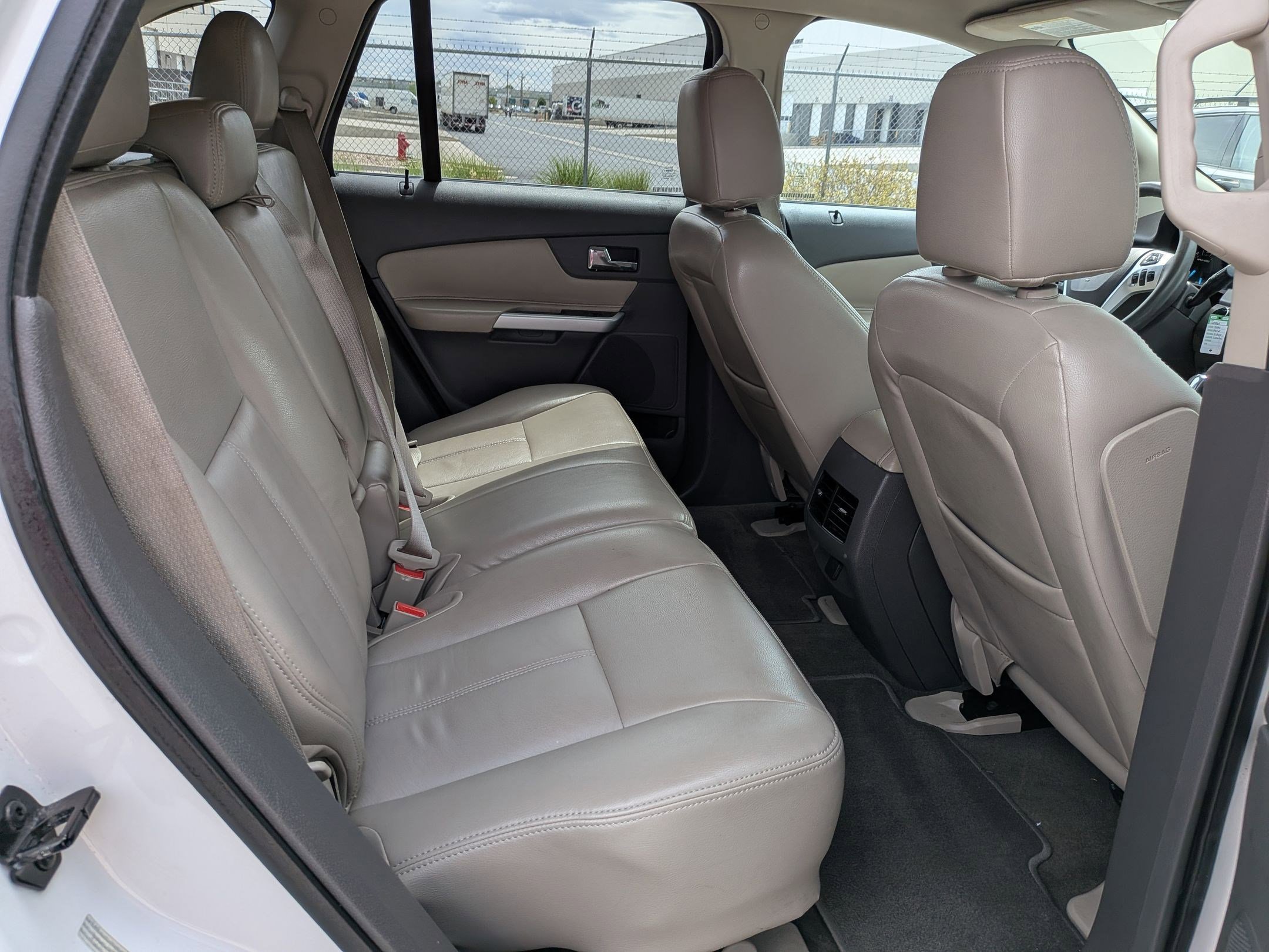 Used 2014 Ford Edge SEL AWD/4WD image 26