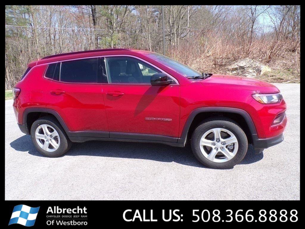 New 2023 Jeep Compass Latitude image 4