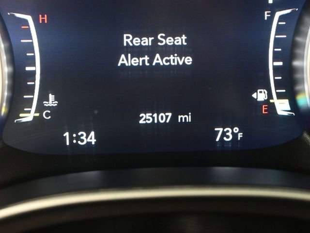 Used 2025 Chrysler Pacifica Select FWD image 37