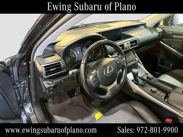 Used 2017 Lexus IS 300 AWD w/ Premium Package image 9