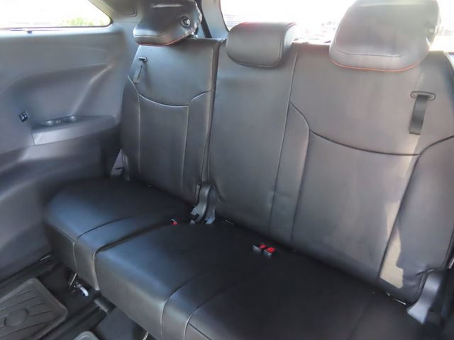 Used 2024 Toyota Sienna XSE w/ XSE Premium Package AWD/4WD image 39