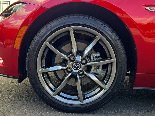 Used 2020 MAZDA MX-5 Miata RF Grand Touring RWD image 10
