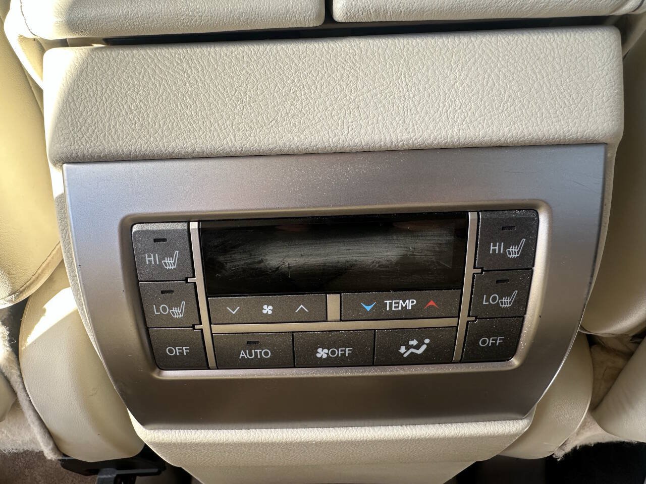 Used 2015 Lexus GX 460 w/ Premium Package AWD/4WD image 17