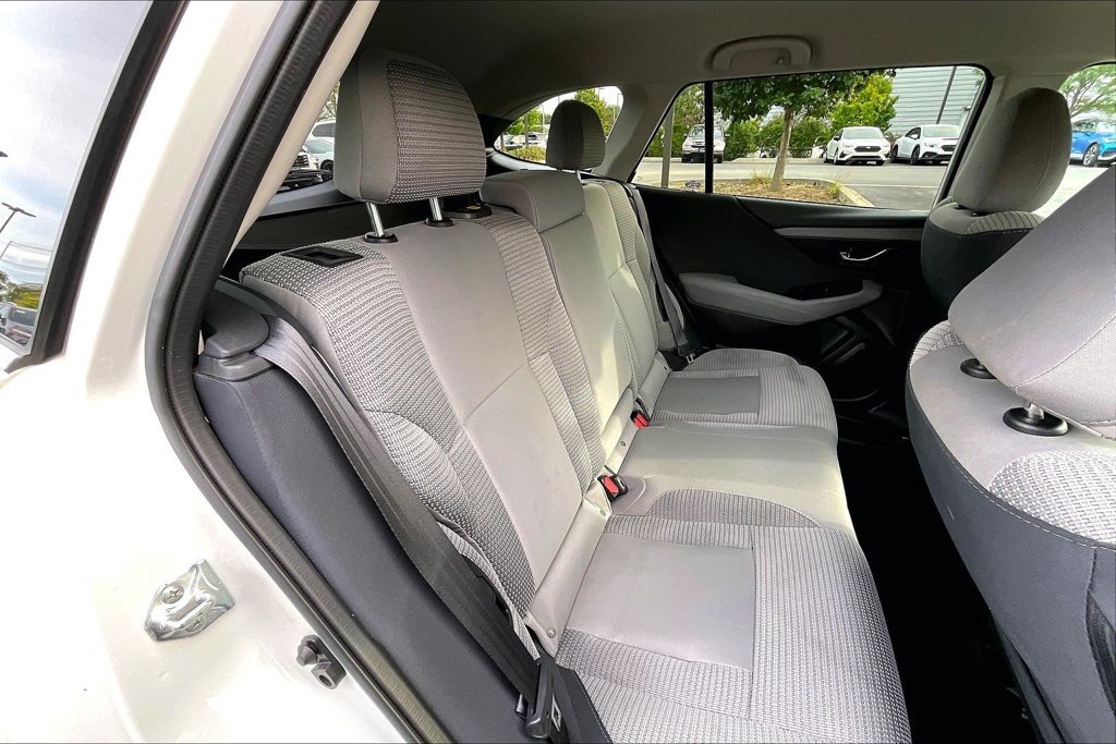 Used 2022 Subaru Outback Premium AWD/4WD image 31