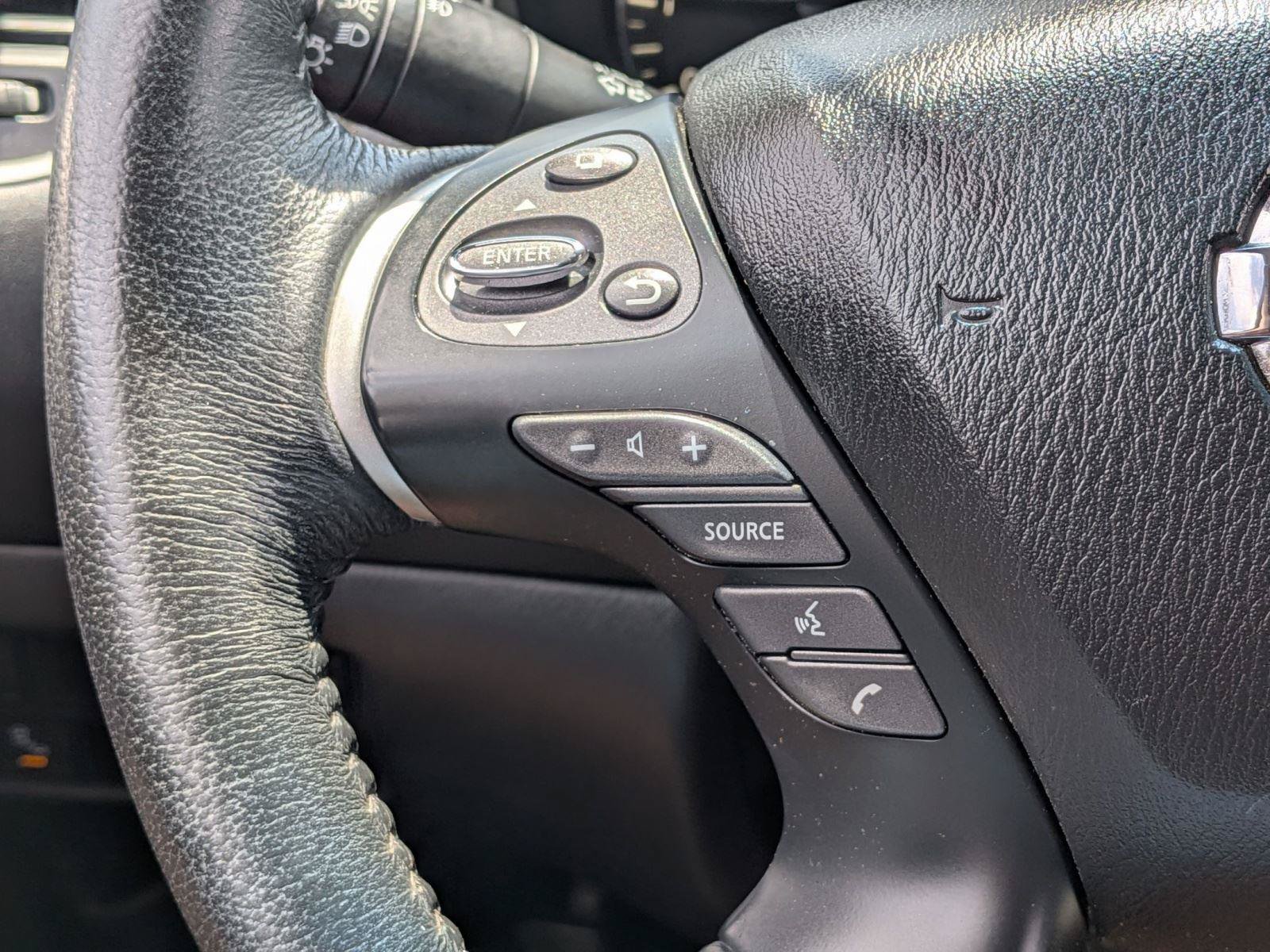 Used 2015 Nissan Pathfinder SL w/ SL Tech Package FWD image 33