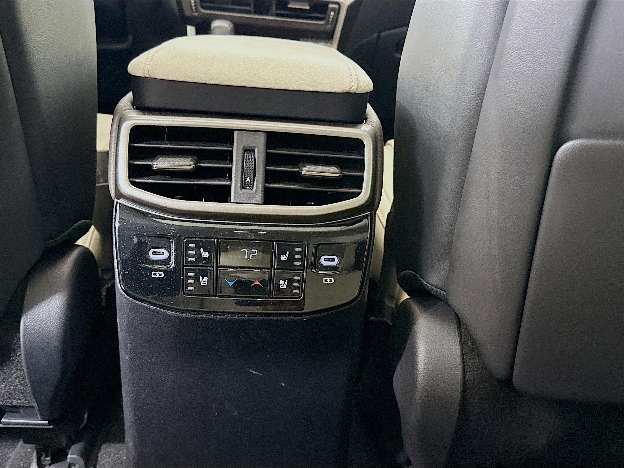 Used 2024 Lexus RX 350 AWD w/ Convenience Package image 25