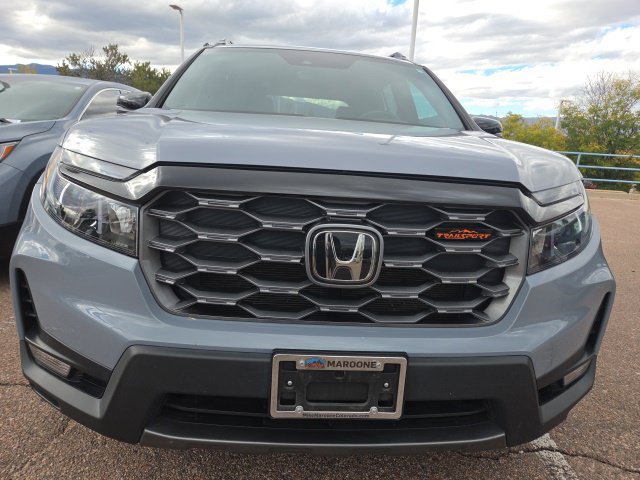 Used 2024 Honda Passport TrailSport image 2
