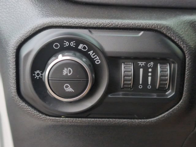 Used 2021 Jeep Gladiator Mojave AWD/4WD image 18