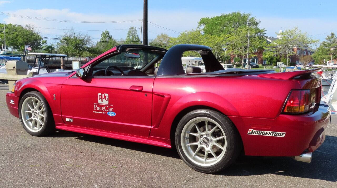 Used 1999 Ford Mustang Cobra RWD image 14