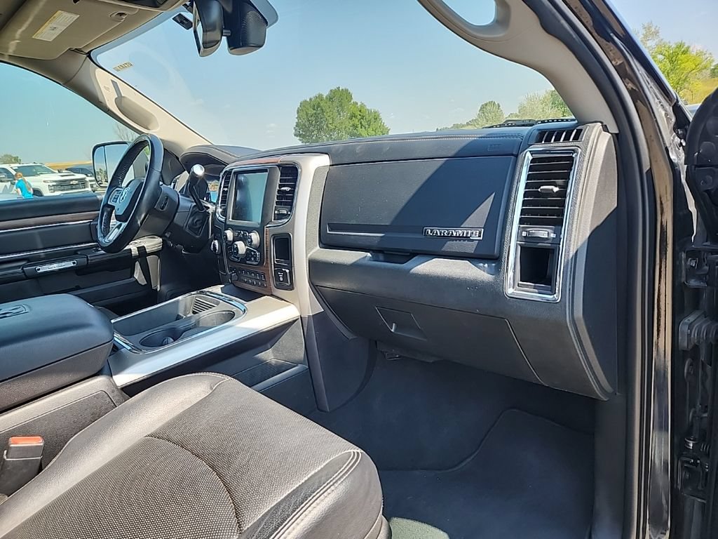 Used 2017 RAM 2500 Laramie w/ Convenience Group AWD/4WD image 45
