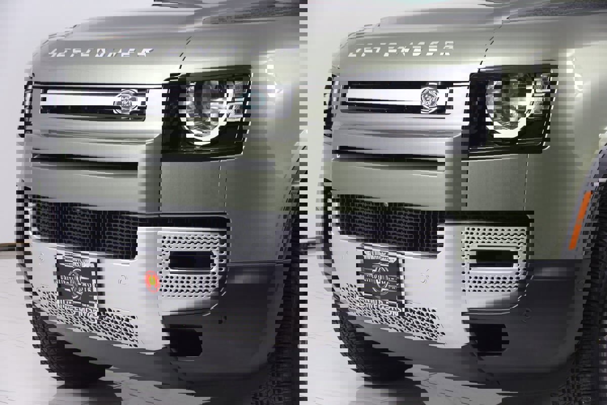 Used 2023 Land Rover Defender 110 S image 71