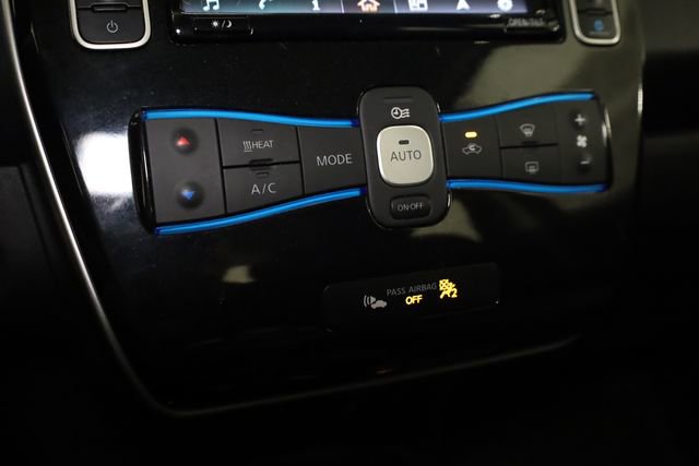 Used 2016 Nissan Leaf SV image 24