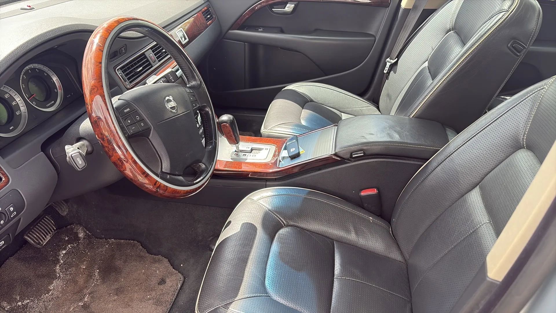 Used 2009 Volvo S80 V8 AWD/4WD image 17