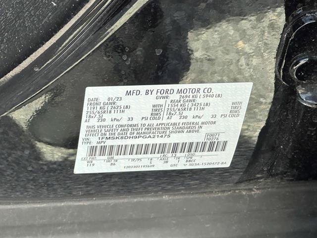 Used 2023 Ford Explorer XLT AWD/4WD image 34
