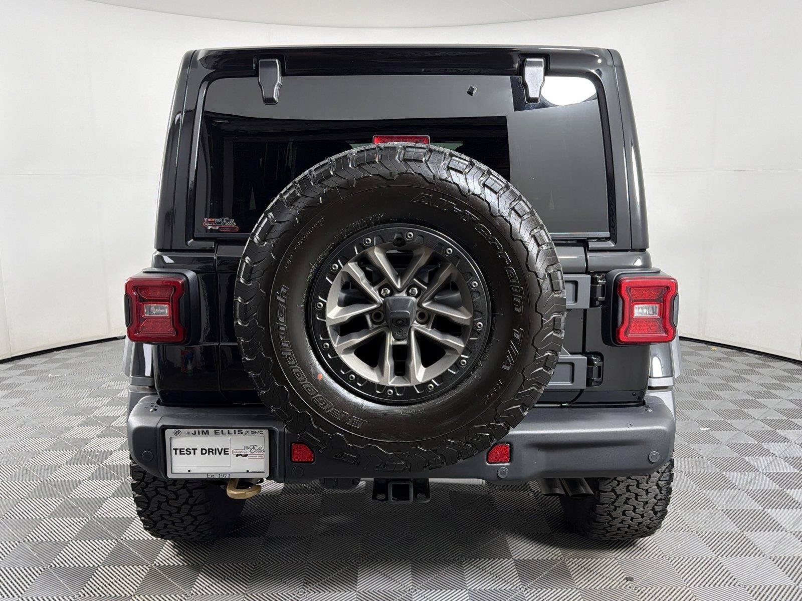Used 2024 Jeep Wrangler Unlimited Rubicon 392 AWD/4WD image 5