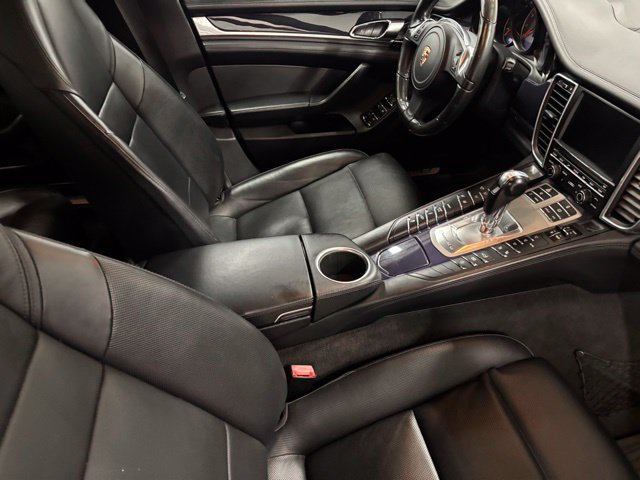 Used 2013 Porsche Panamera GTS AWD/4WD image 22