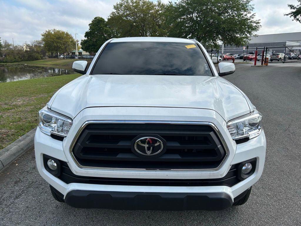 Used 2022 Toyota Tacoma SR5 w/ Technology Package image 8