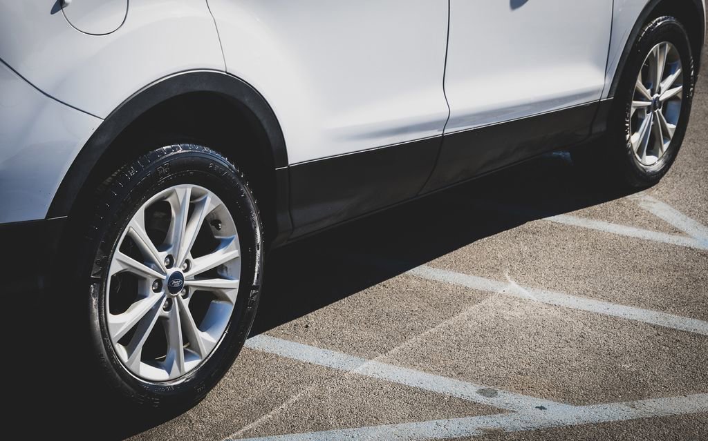 Used 2019 Ford Escape SE image 22