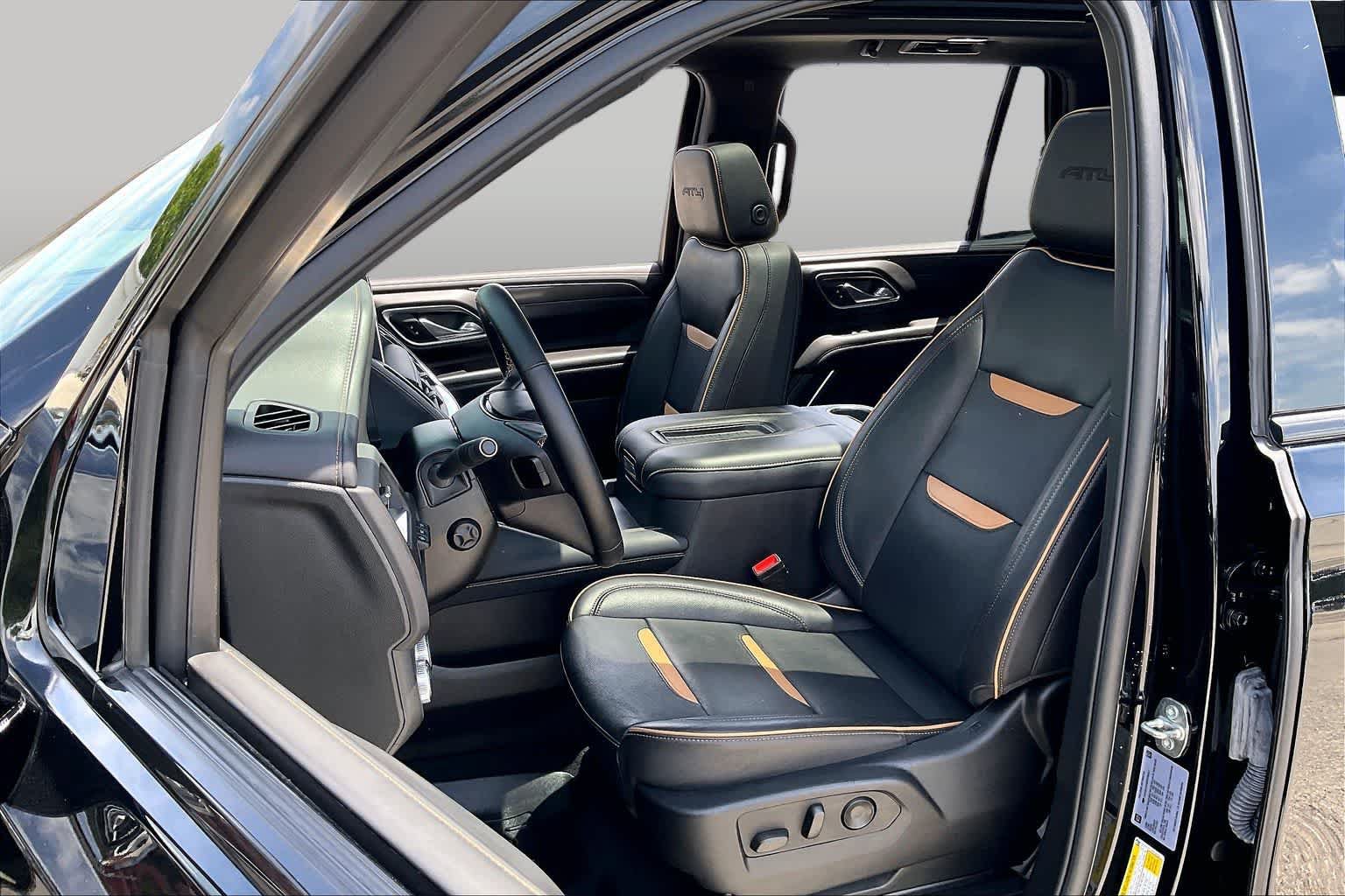 Certified 2024 GMC Yukon AT4 w/ AT4 Premium Package AWD/4WD image 8