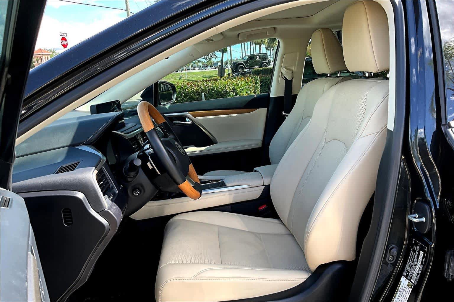 Used 2022 Lexus RX 350 FWD w/ Premium Package image 8
