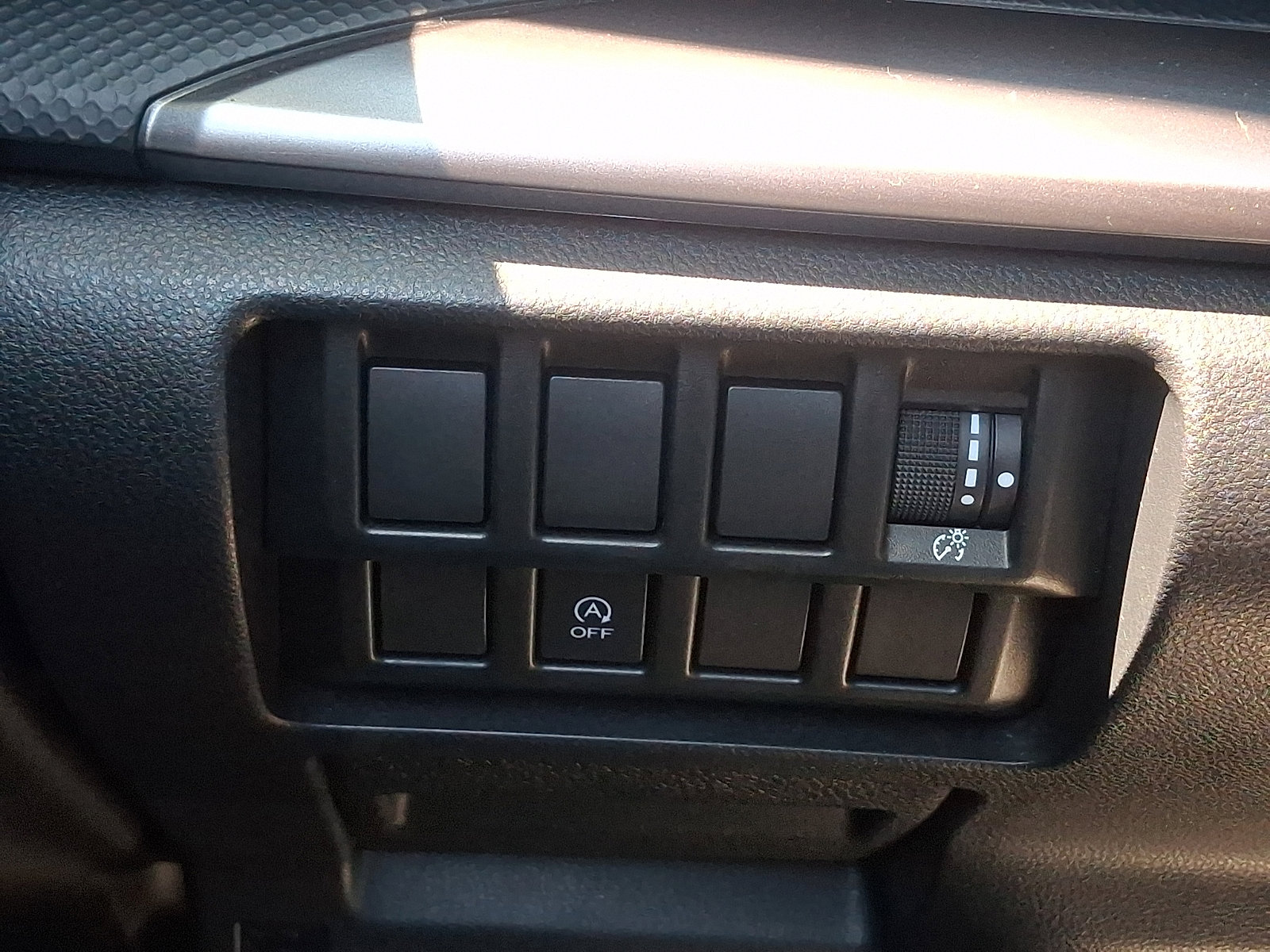 Used 2019 Subaru Forester Premium w/ All-Weather Package image 24