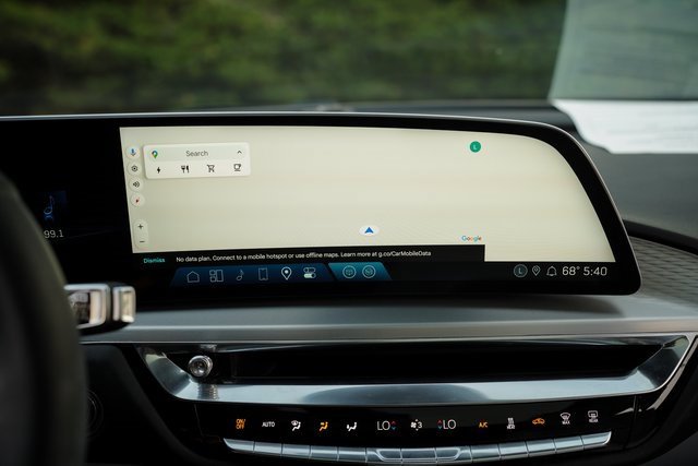 Used 2024 Cadillac Lyriq Luxury image 29