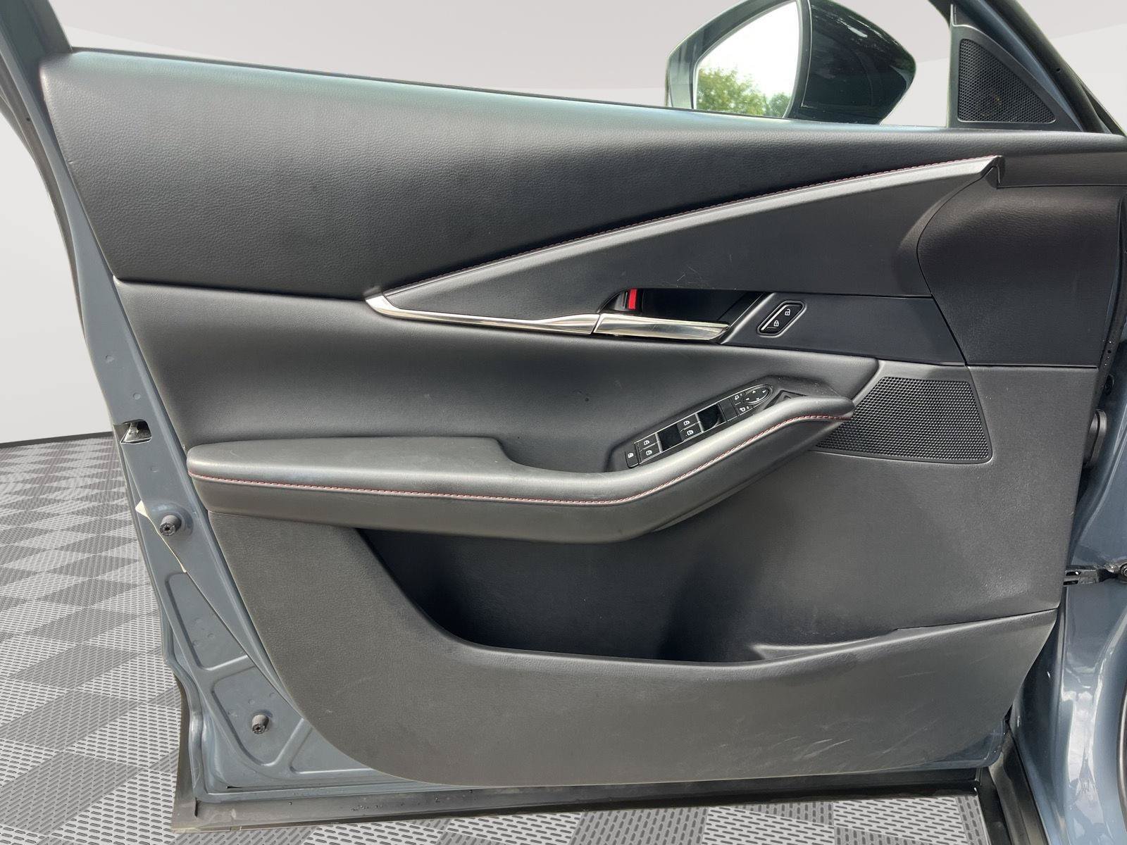 Used 2025 MAZDA CX-30 AWD 2.5 S w/ Preferred Package image 18