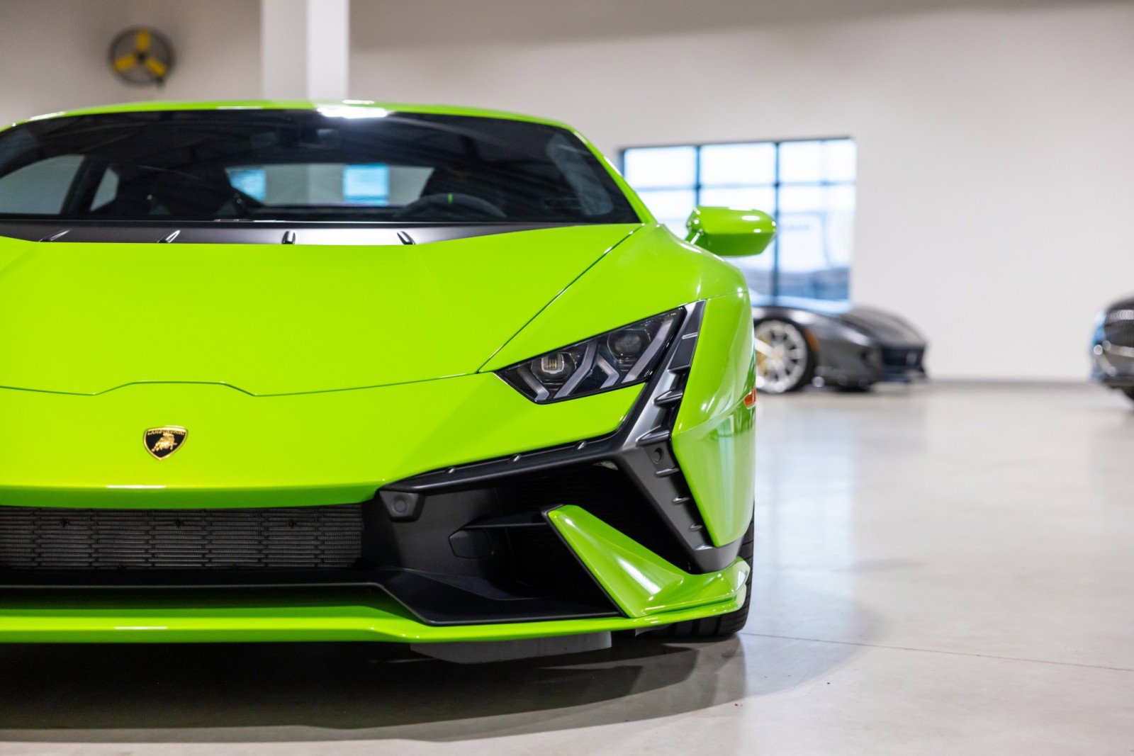 Used 2024 Lamborghini Huracan Tecnica image 23