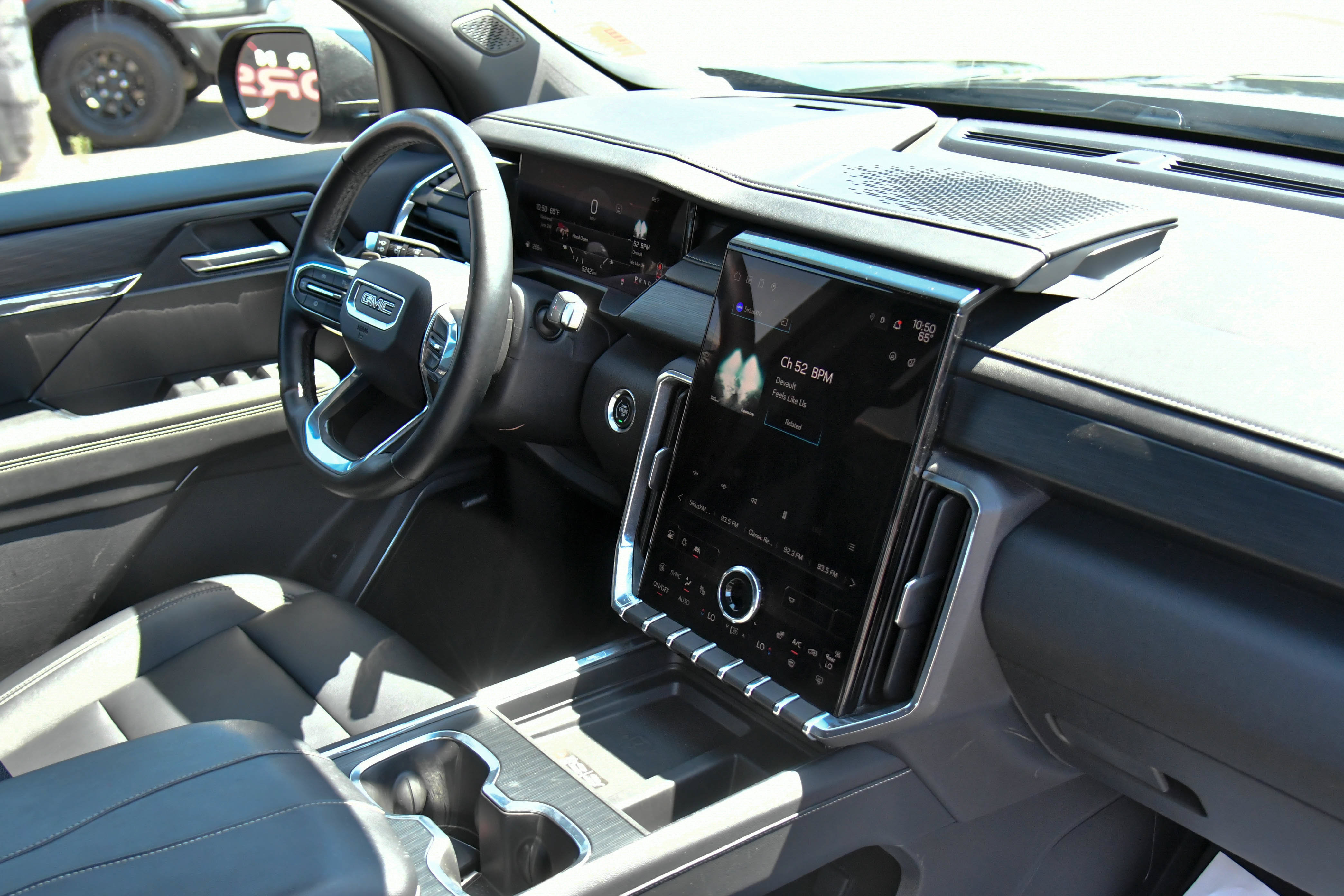 Used 2024 GMC Acadia Elevation FWD image 52