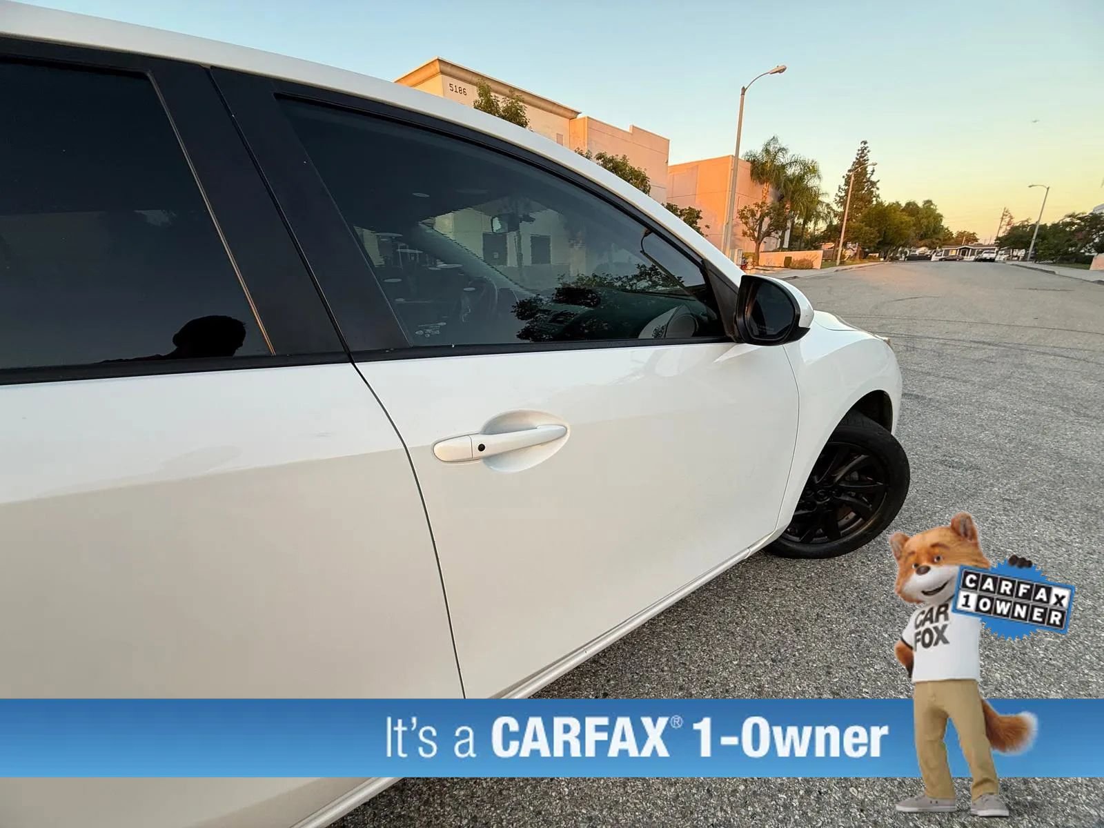 Used 2013 MAZDA MAZDA3 i Touring FWD image 26
