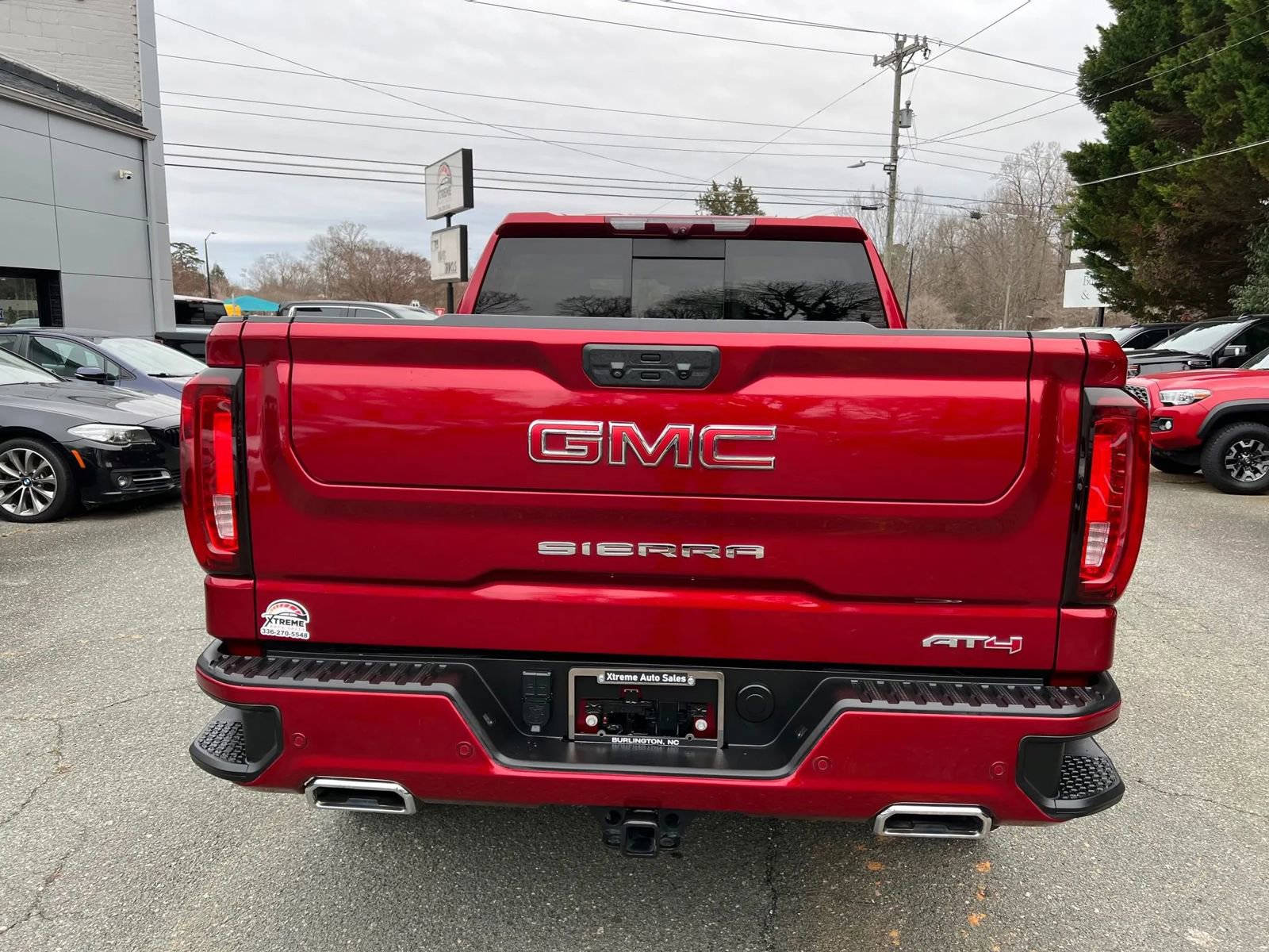Used 2023 GMC Sierra 1500 AT4 w/ AT4 Premium Package image 5
