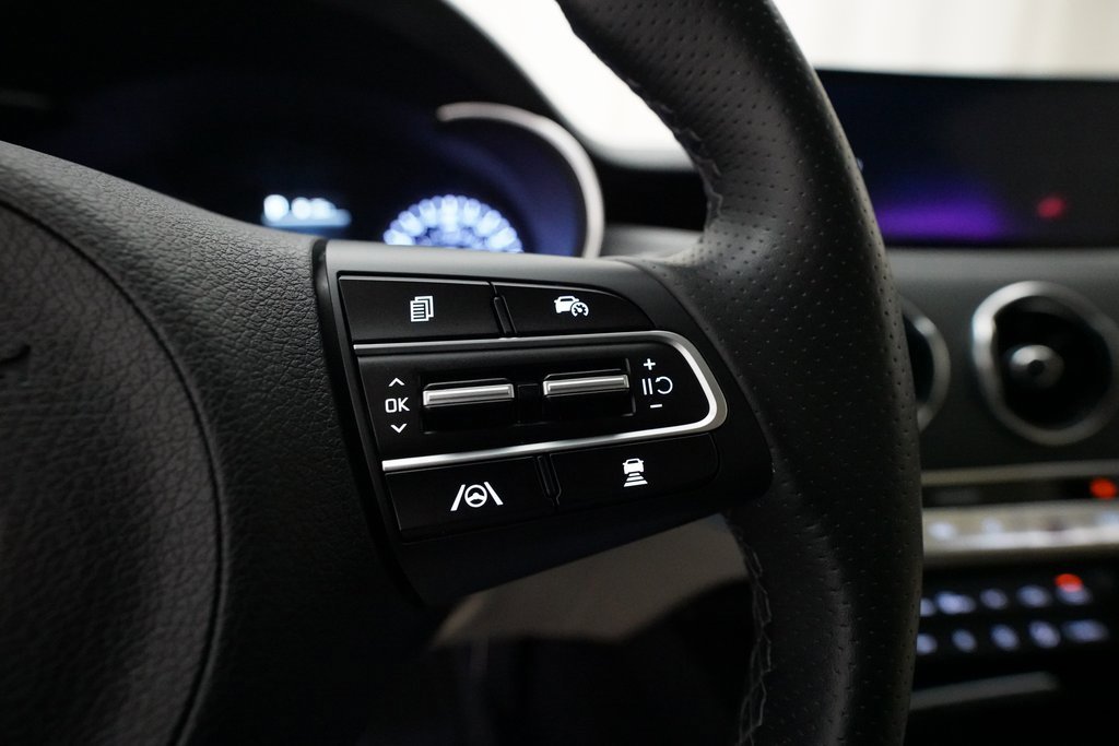 Certified 2023 Kia Stinger GT-Line w/ Sun & Sound Package image 18