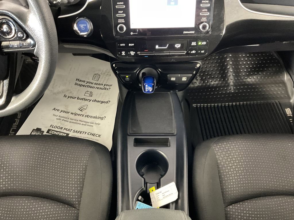 Used 2021 Toyota Prius LE image 14