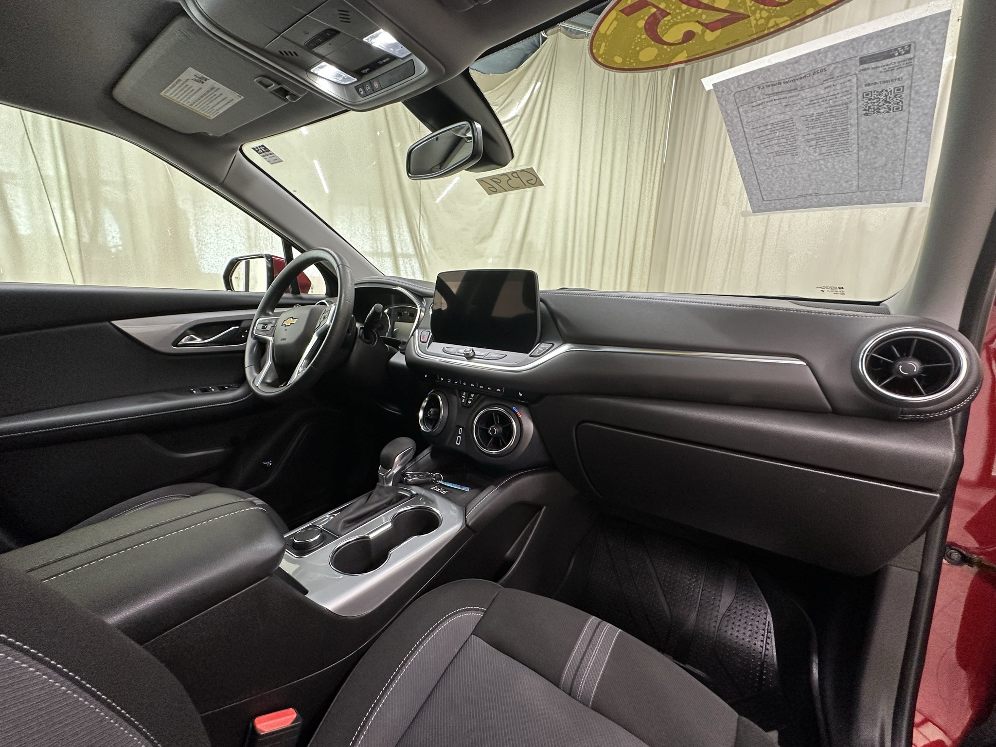 Certified 2025 Chevrolet Blazer LT w/ Convenience Package FWD image 24