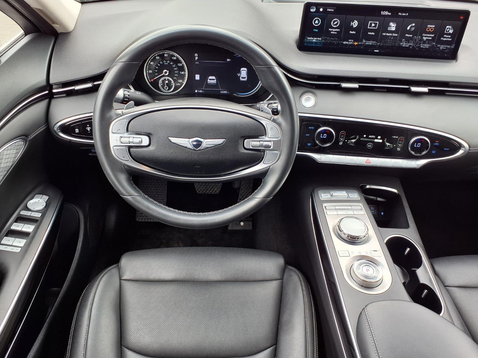 Used 2025 Genesis GV70 2.5T AWD/4WD image 6