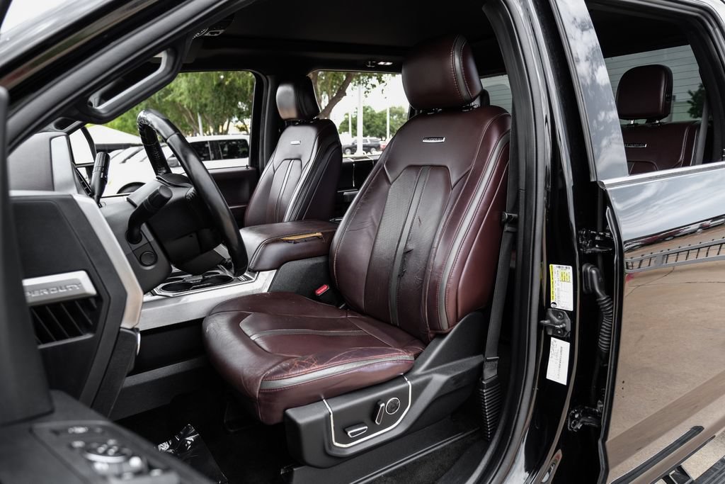 Used 2017 Ford F250 Platinum w/ Platinum Ultimate Package AWD/4WD image 38