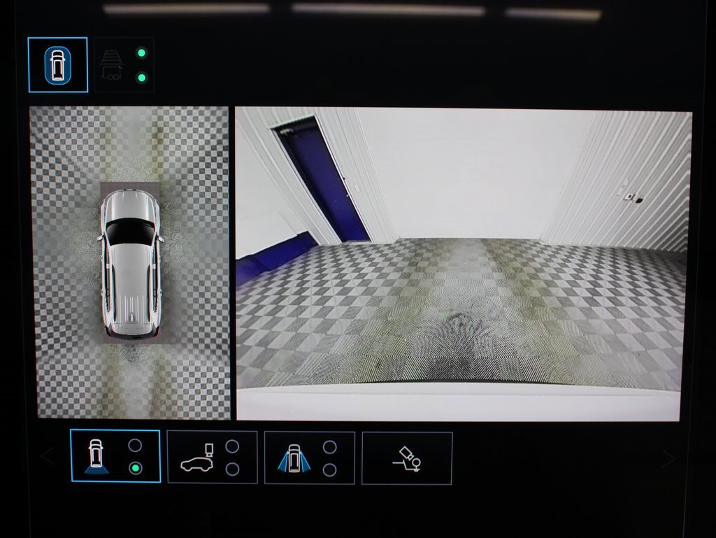 Used 2024 GMC Acadia Denali image 17