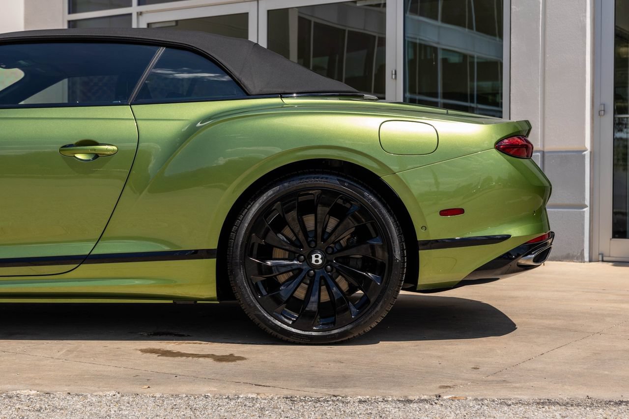 Certified 2025 Bentley Continental GTC AWD/4WD image 18