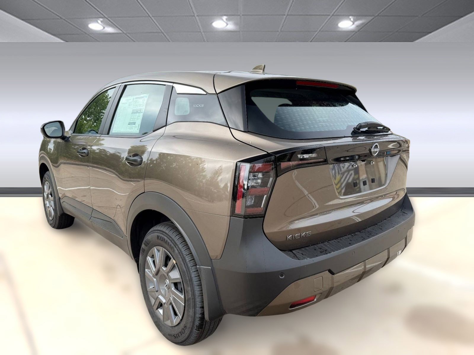 New 2026 Nissan Kicks SR w/ Cold Weather Package image 3