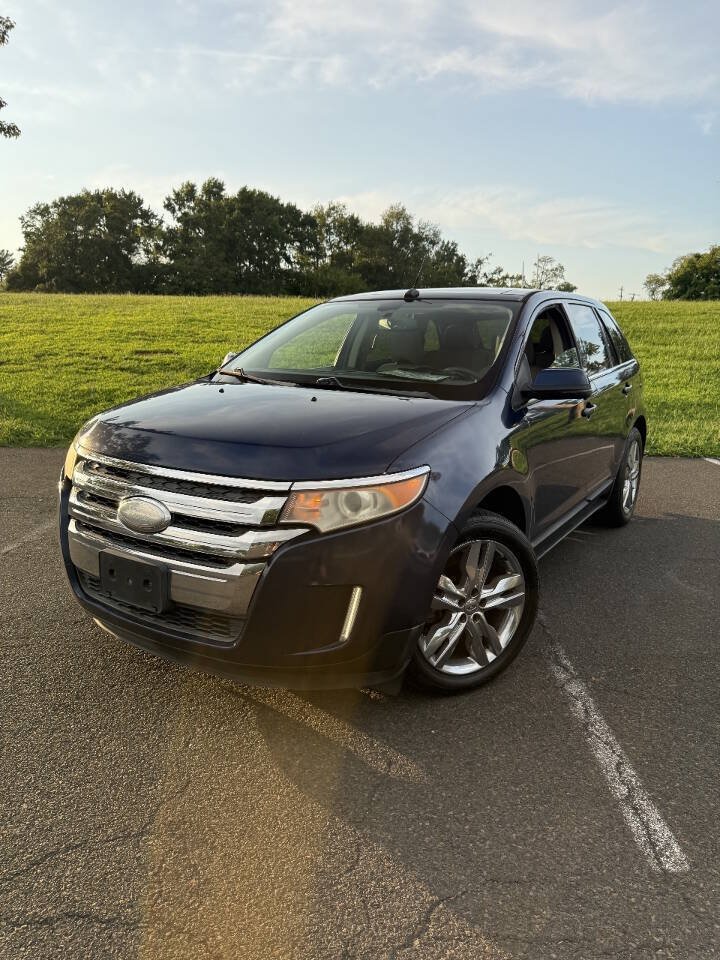 Used 2012 Ford Edge Limited FWD image 2