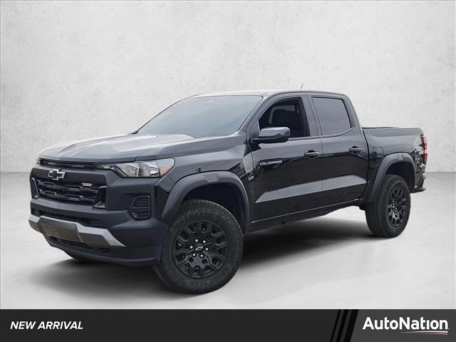 Used 2025 Chevrolet Colorado Trail Boss AWD/4WD image 1